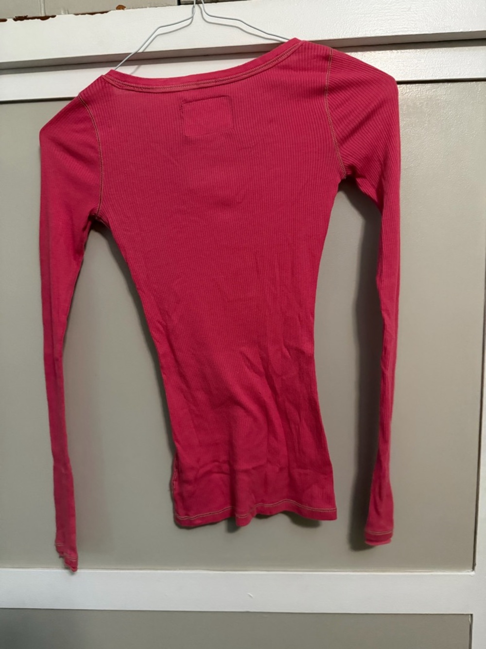 Abercrombie & Fitch Hot Pink Ribbed V-Neck Tank with Lace Trim - Picture 2 of 3